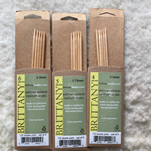 Load image into Gallery viewer, Brittany double point knitting needles 7.5" long. size 4 (3.5mm), 5 (3.75mm), 6 (4mm)