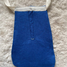 Load image into Gallery viewer, Blue Linen children's pocket