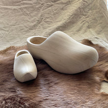 Load image into Gallery viewer, wooden shoes, side view, difference in sizes
