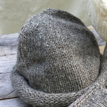 Load image into Gallery viewer, Rolled Toque - Medium Sheep Gray wool yarn
