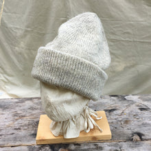 Load image into Gallery viewer, Double Toque for the 18th Century knit from 100% wool , Shepp Gray Light Wool
